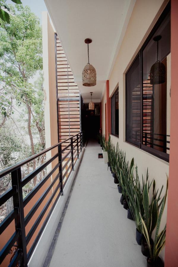 Hostal Del Jaguar Тулум Екстериор снимка